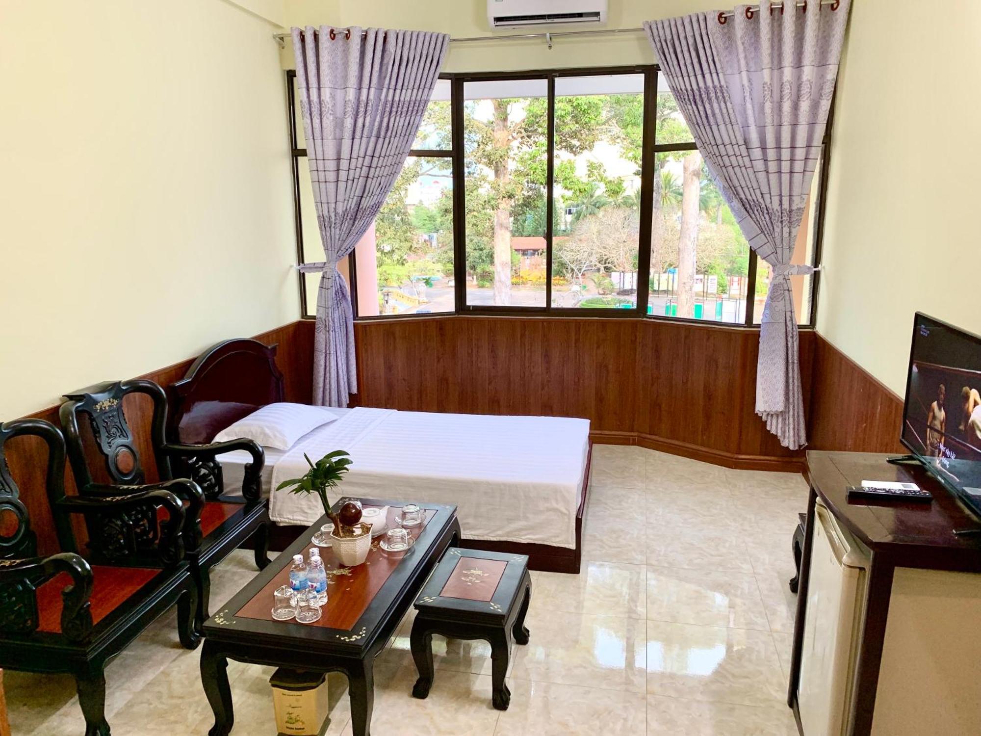 Hung Vuong Hotel Ben Tre Dış mekan fotoğraf